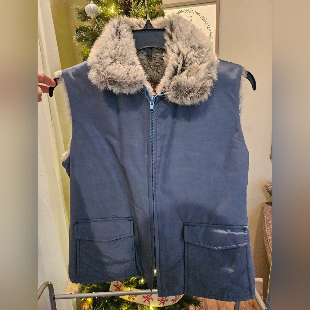 Vintage Woolridge Faux Fur Lined Vest Blue